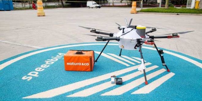 Natura e Avon iniciam testes para fazer entregas com o uso de drones