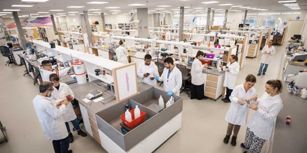 Centro de Pesquisa da Mulher do Grupo Boticário desenvolve método inédito com inteligência artificial e comprova rejuvenescimento molecular da pele de até 16 anos